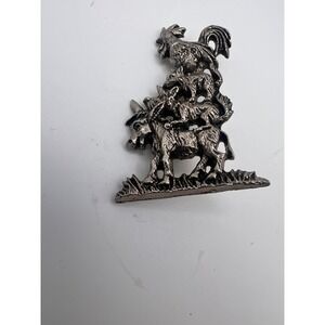 Vintage Town Musicians of Bremen Animal Stack Brooch Silver Tone Folk Tale Pin